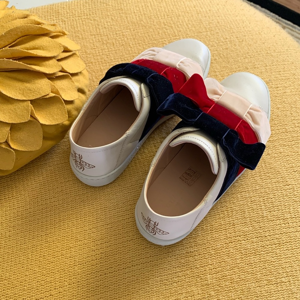 Gucci sneakers Size 37 brand new with dust bag never worn bought them too small